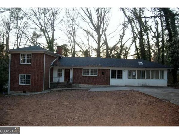 1045 Peyton Road Atlanta