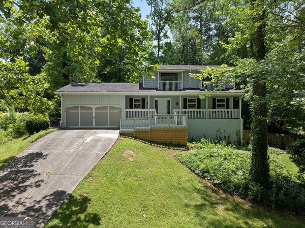 1020 Fairfield Court, Marietta
