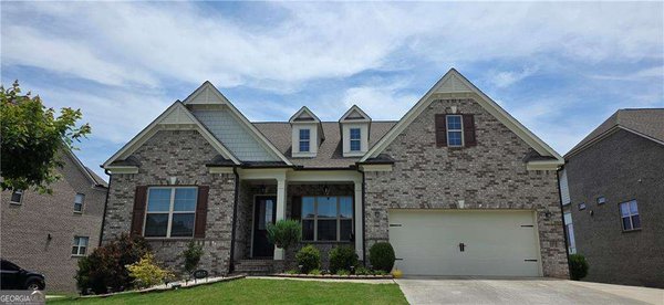 4561 Woodward Walk Lane Suwanee