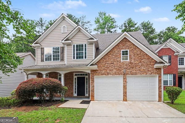 107 Shadow Creek Court, Fairburn