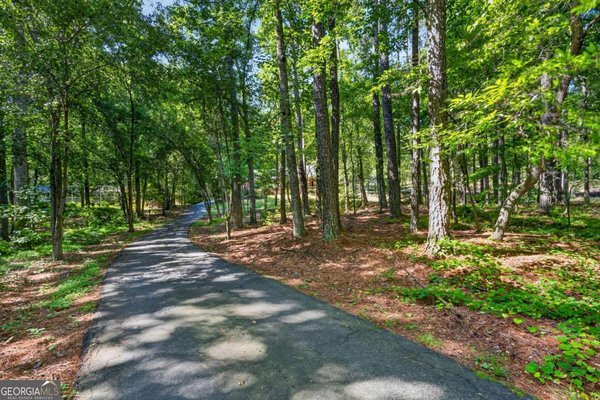 1595 Whitley Road Dacula