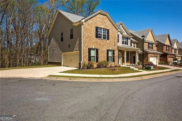 5831 Peltier Trace Norcross