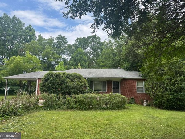 950 Dale Drive, Mableton