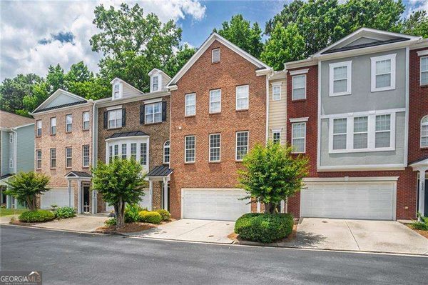 main picture of 2960 Wintercrest Drive, Atlanta