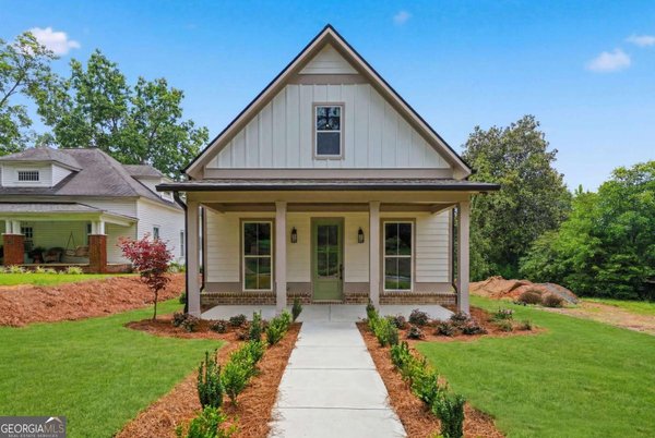 151 A W Roberts Drive, Ball Ground