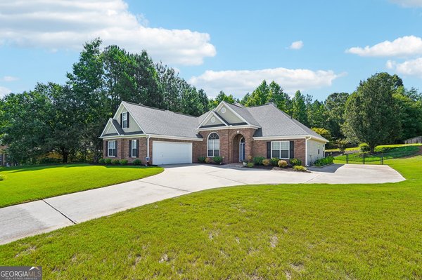 1404 Shingle Way, McDonough