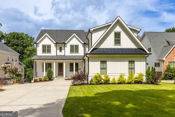 4014 Pineridge Road, Smyrna