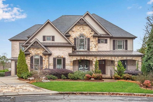 212 Fernwood Place, Woodstock
