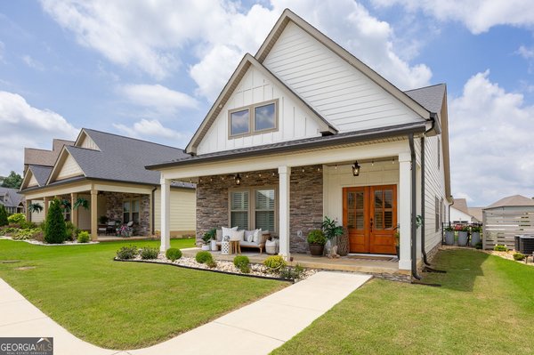 407 Tuscany Village Drive, Ringgold