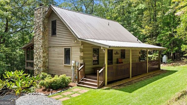 219 RIDGE TOP Lane, Blue Ridge