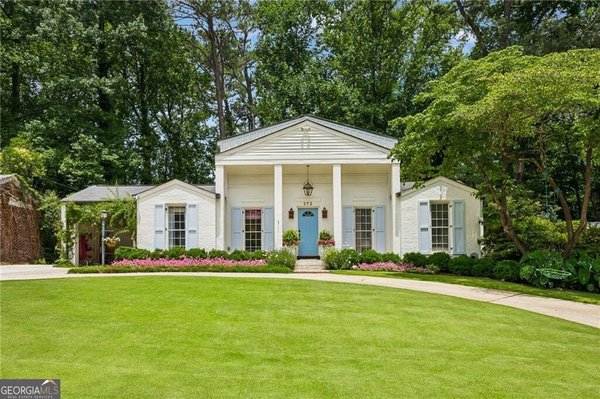 372 Pine Forest Road, Atlanta