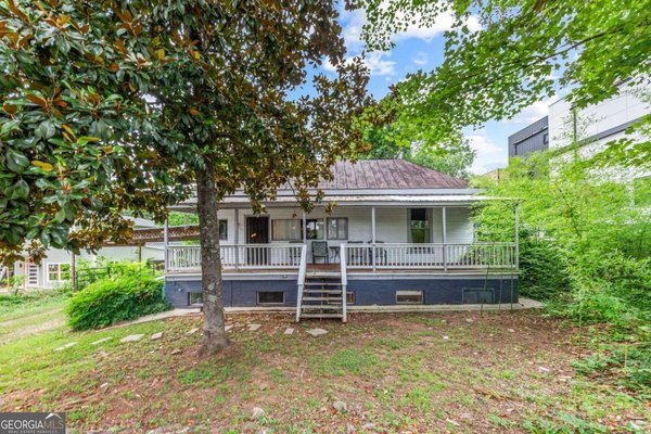 1455 Broad Street, Athens