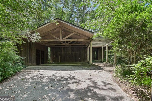 3086 Cascade Road Atlanta