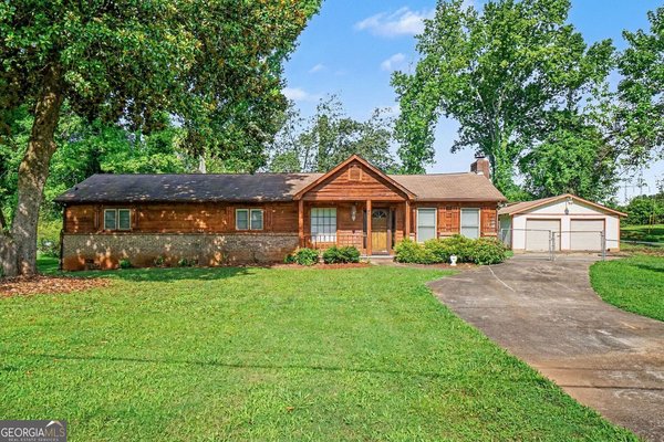 8865 North View Drive, Lithia Springs