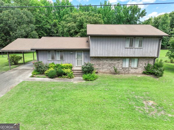 1915 Leigh Drive Conyers