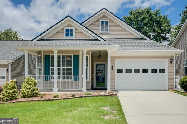 17 Hampshire Lane Newnan