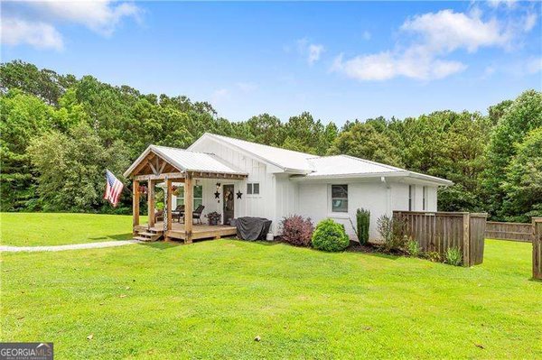 1831 Holly Springs Road Rockmart