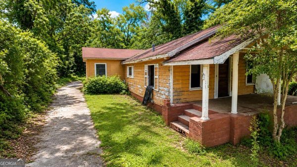 310 Edwards Avenue Macon