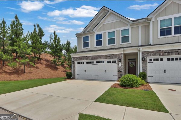 256 Salt Lake Lane, Hoschton