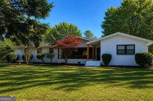 2425 Spratlin Mill Road Hull