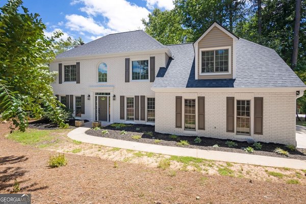 9380 Grace Lake Drive, Douglasville
