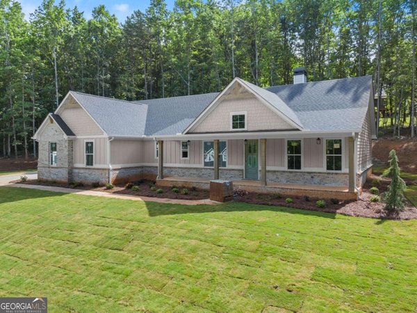 708 Plum Lane, Clarkesville