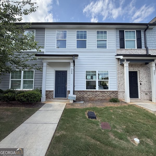 585 McWilliams Road, Atlanta