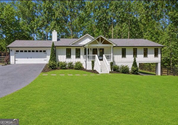 13420 Providence Road, Milton