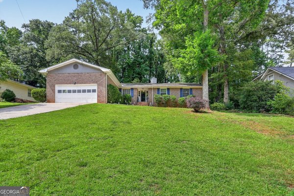 Picture of Neighborhood HANARRY ESTATES in Lilburn, GA