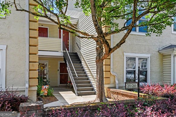 24 Sutton Place, Avondale Estates