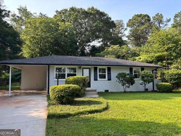 main picture of 3374 Spring Drive, Atlanta