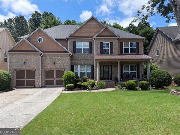 main picture of 4470 Sandalwood Way, Cumming