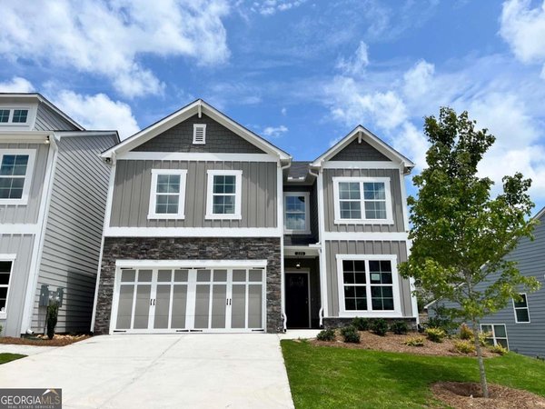 220 Lakeside Place, Canton