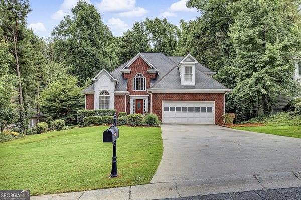 1509 Shadow Ridge Circle, Woodstock