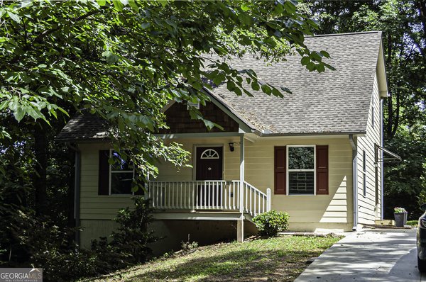 8454 Hightower Trail, Snellville