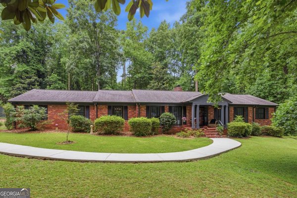 635 Wisteria Drive, Marietta