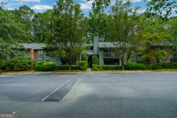 612 Tuxworth Circle, Decatur