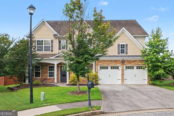 810 Sapphire Lane, Sugar Hill