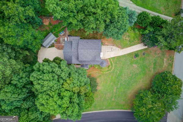 main picture of 995 Thornwood Lane, Dacula