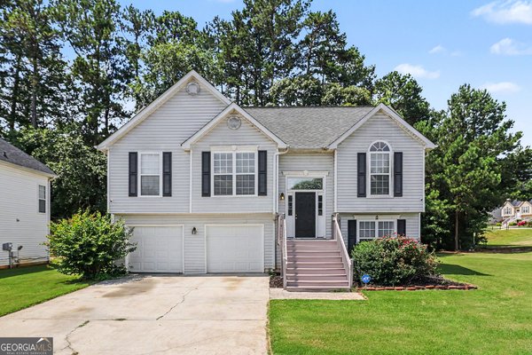 136 Harbour Lake Drive, Fayetteville