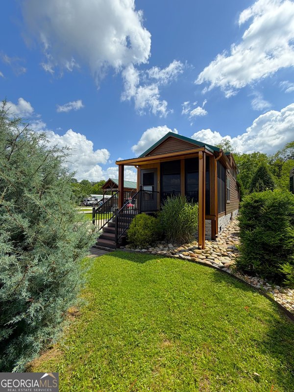 335 Golden Nugget Road Blairsville