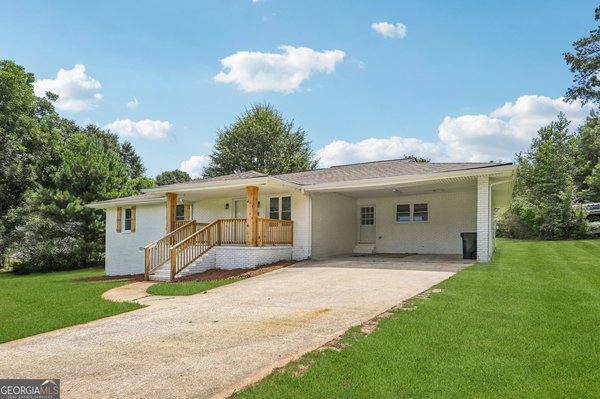 4 Windsor Way Newnan