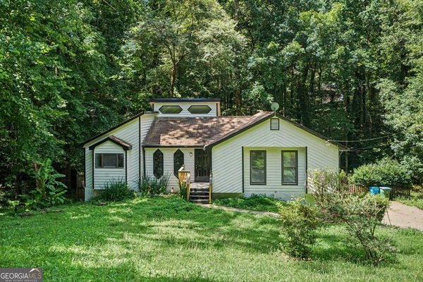 1373 Fairfield Drive, Lilburn
