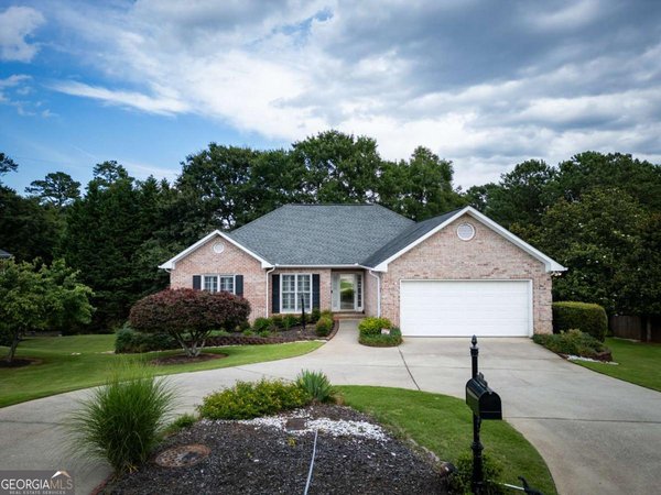 645 Saint Ives Drive, Athens