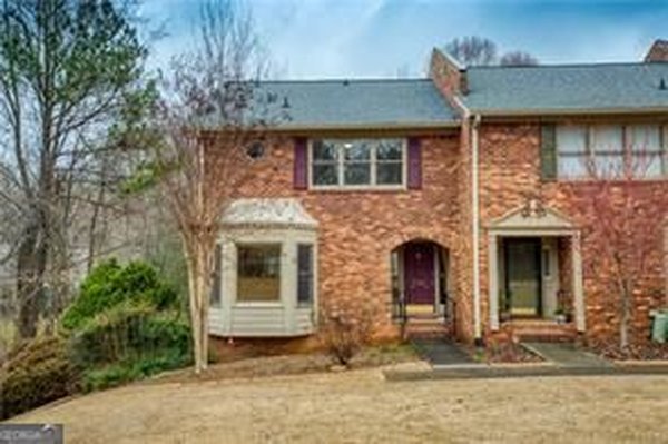 6420 Windsor Trace Drive Peachtree Corners