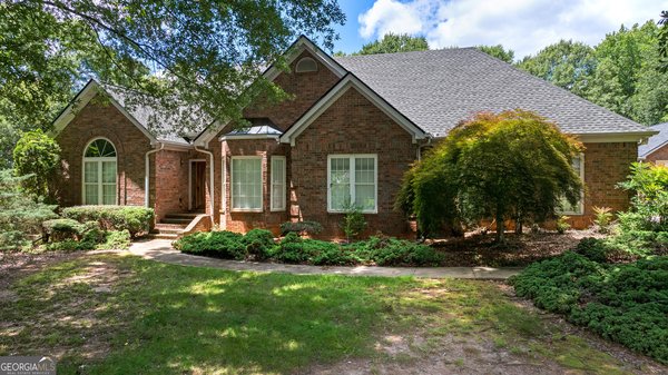100 Moonview Place Fayetteville
