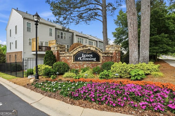 2246 Limehurst Drive Brookhaven