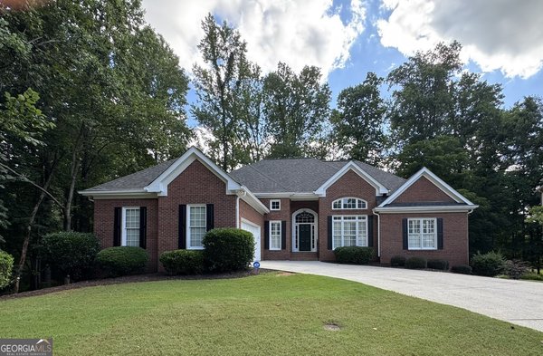 main picture of 145 Welford Trace, Alpharetta