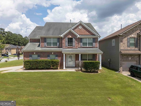 main picture of 7562 Bowhead Court, Fairburn