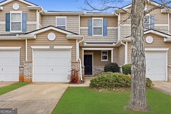 332 Oak Leaf Place, acworth